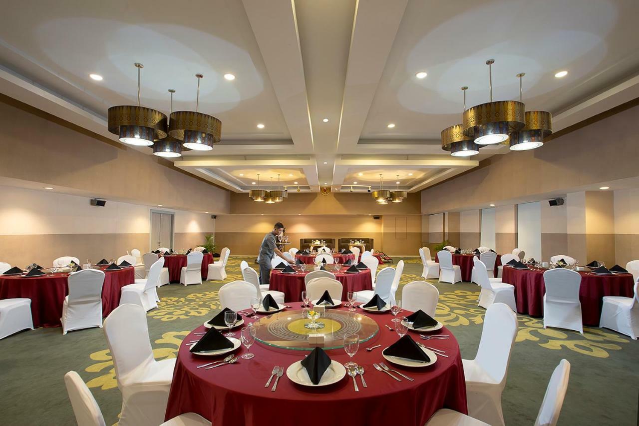 Khas Pekanbaru Hotel Dış mekan fotoğraf